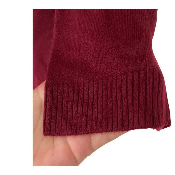 Karen Scott 100% acrylic burgundy long sleeve sweater v neck size large NWT - Picture 3 of 7